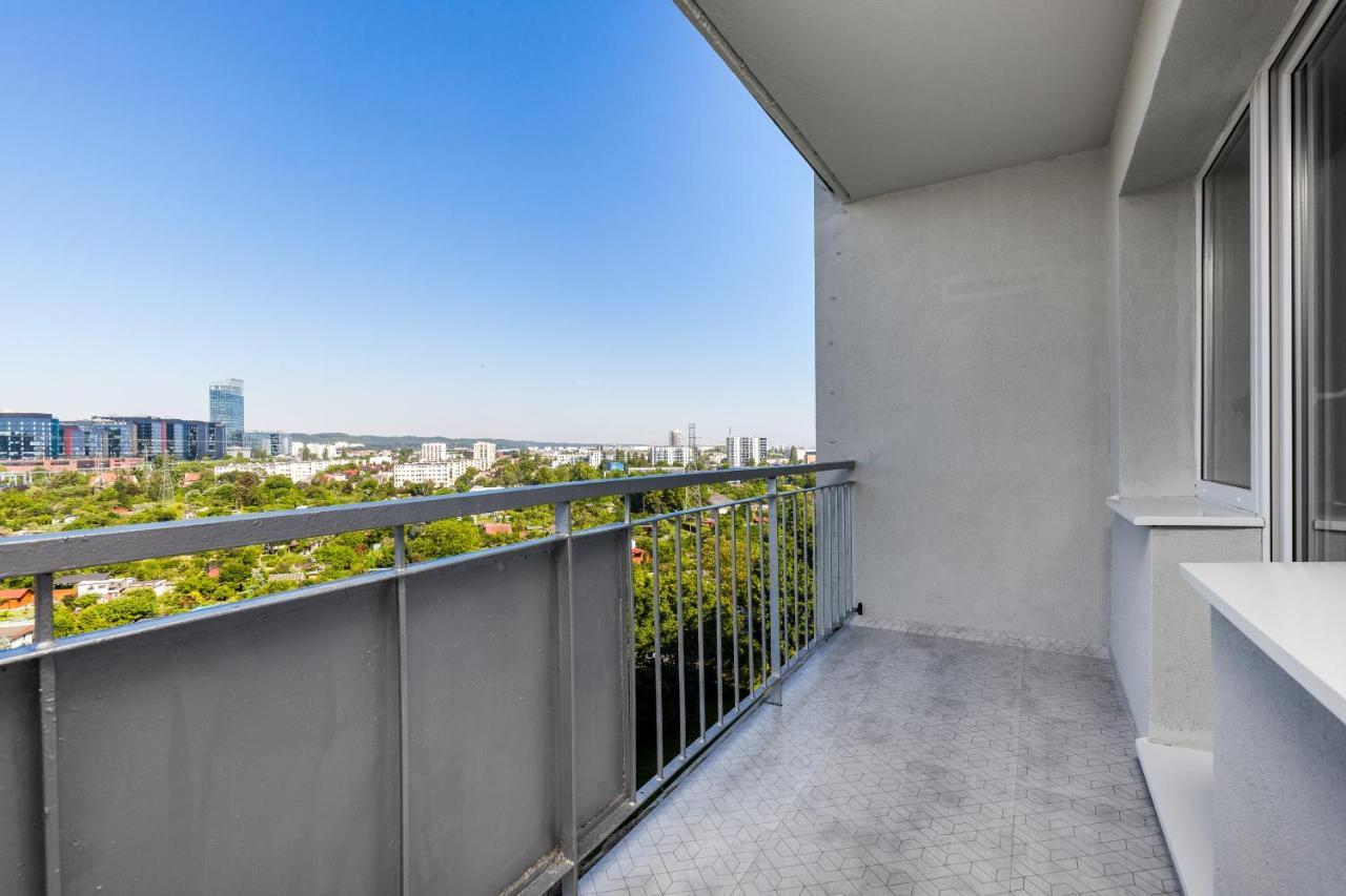 Pokoje Gdansk Zaspa - Pilotow 20B, 800M Skm-Zaspa, Odleglosc Do Morza 3Km Apartment Exterior foto